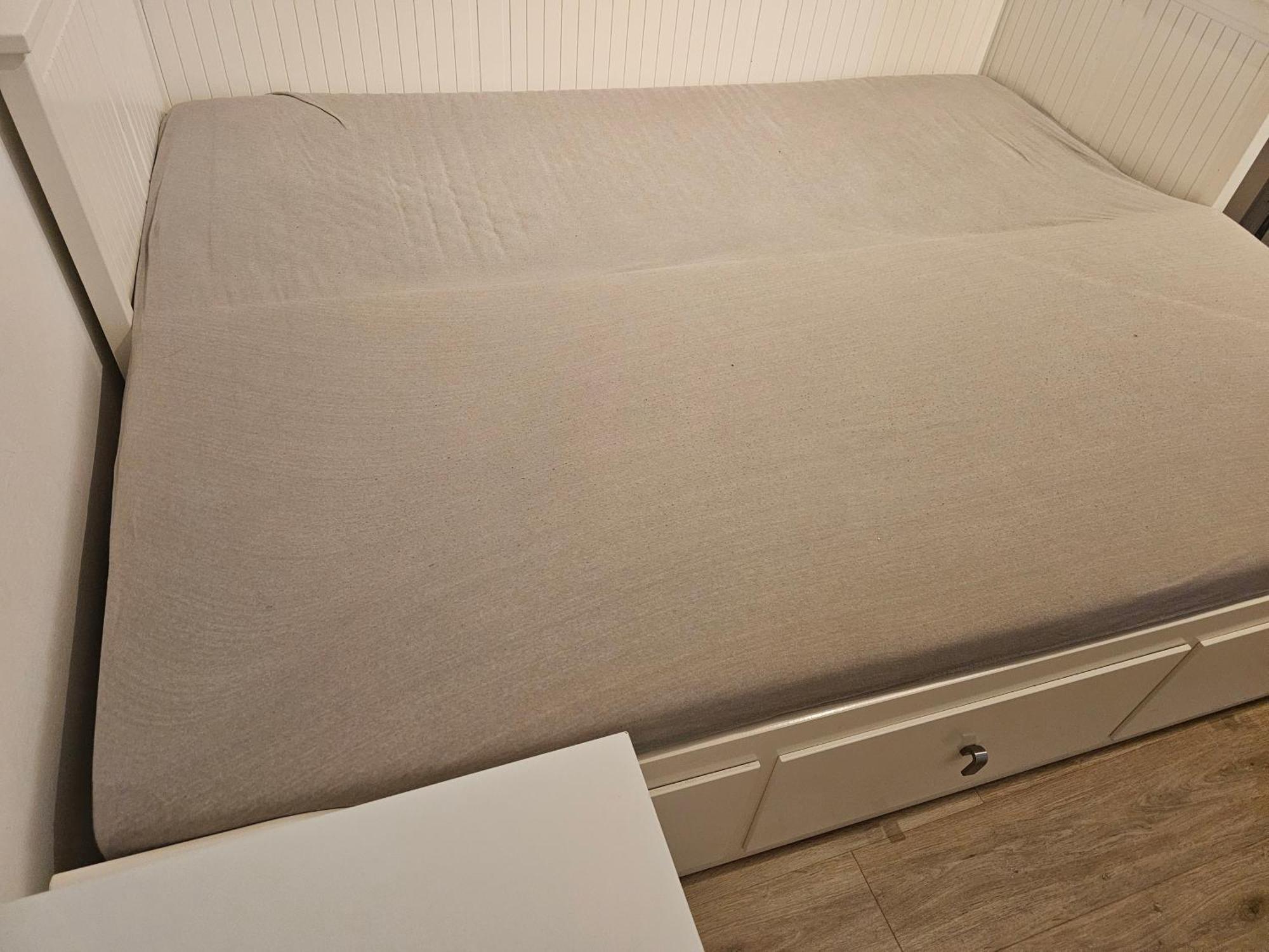 Huge Apartment Next To Train Station Close To The City Center Bratislava Bagian luar foto