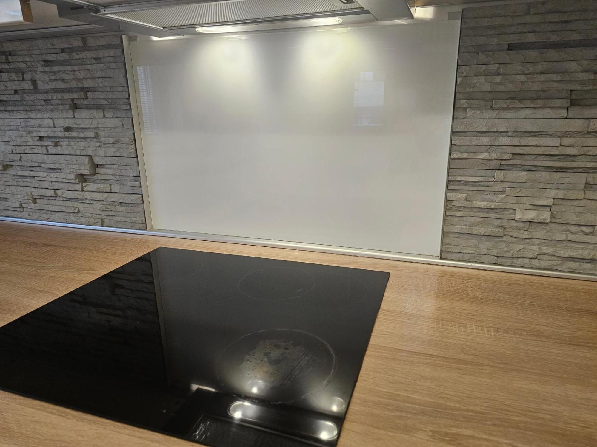 Huge Apartment Next To Train Station Close To The City Center Bratislava Bagian luar foto