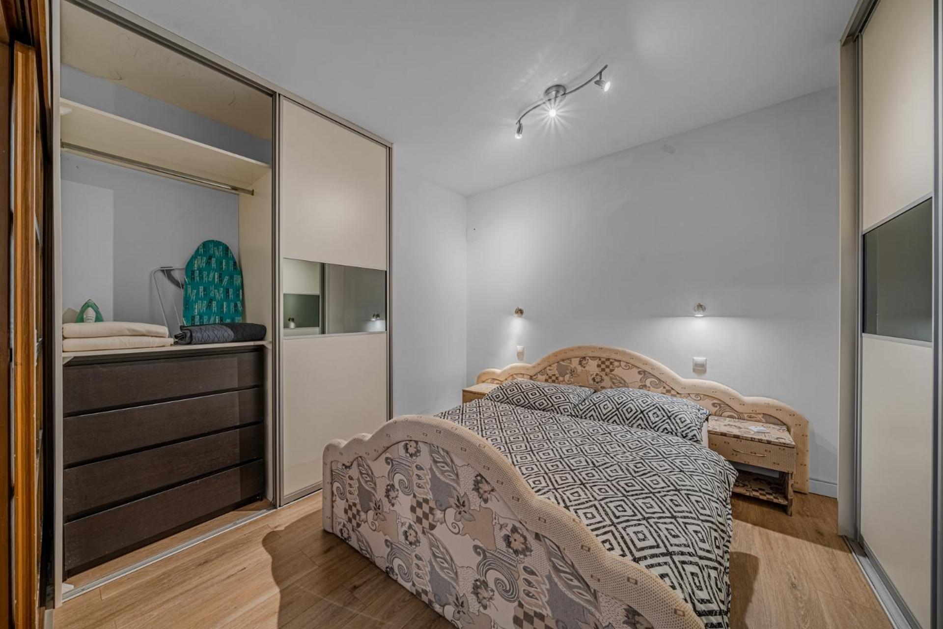 Huge Apartment Next To Train Station Close To The City Center Bratislava Bagian luar foto